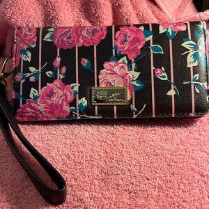 Pre-loved Luv Betsey Wallet Wristlet Rosebud